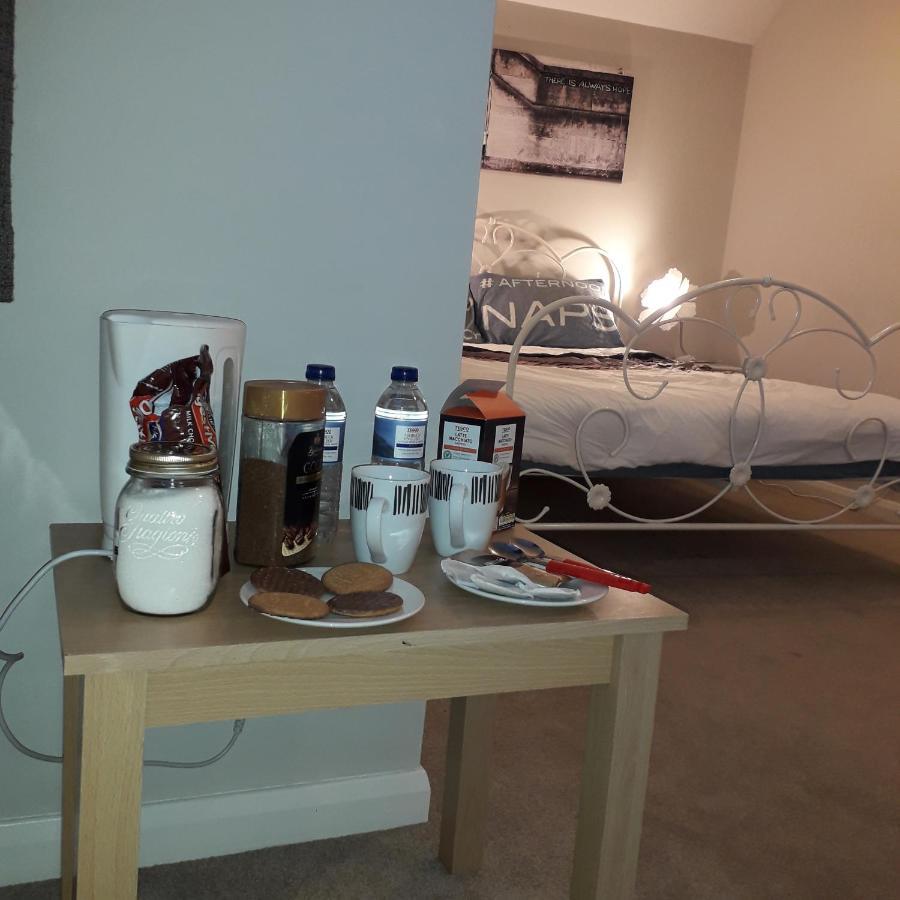 Street Artist Bed & Breakfast Romford Dış mekan fotoğraf